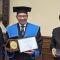 Calon gubernur Jakarta, Ridwan Kamil (tengah), mendapat gelar profesor kehormatan dari L.N Gumilyov Eurasian University Kazakhstan. (Istimewa)