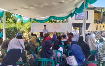 Bacalon Wali Kota Sukabumi Mohamad Muraz berkunjung ke Perum Bumi Raharja serta warga Graha Cikundul Astri, Kelurahan Cikundul Kecamatan Lembursitu, pada Rabu (18/09).