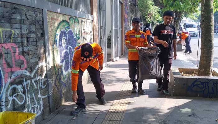 BPBD Kota Sukabumi Ikut World Clean Up Day