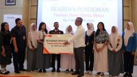 Duta Safety Riding Peroleh Beasiswa Pendidikan dari Yayasan AHM