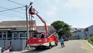 Dishub Kota Sukabumi Gencar Pemeliharaan PJU Rusak