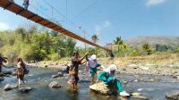 Jembatan Impian di Simpenan Sukabumi Terwujud, Pelajar Tak Lagi Bertaruh Nyawa Seberangi Sungai