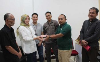 Kejari Kabupaten Sukabumi, Terima Uang