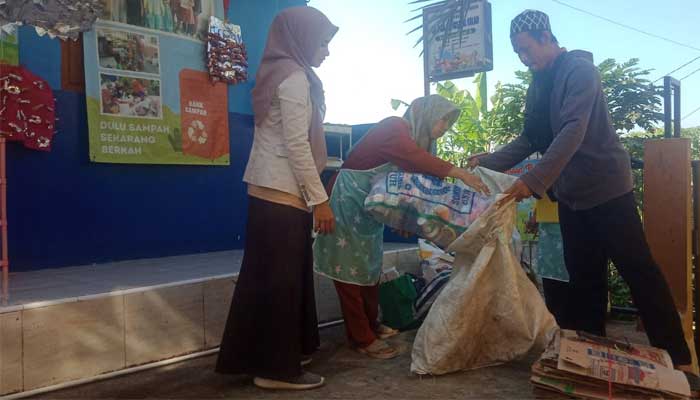 Perpustakaan Kelurahan Cisarua