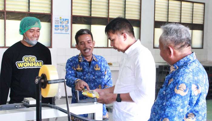 Pj Gubernur Jabar Kunjungi SMKN 1 Cibadak
