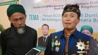 Pimpinan Ponpes Dzikir Al-Fath Sukabumi Terima Gelar Kehormatan