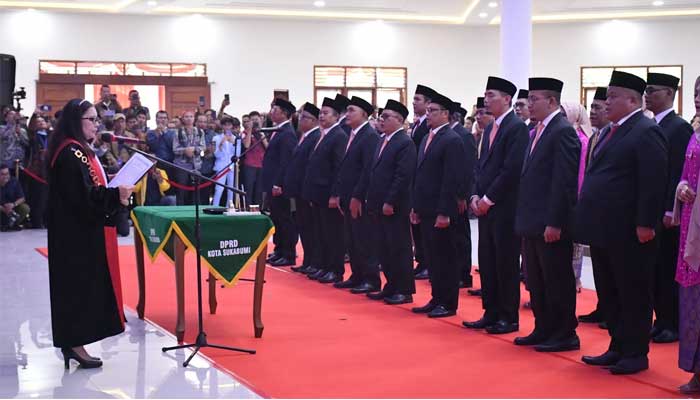 Sumpah Janji Anggota DPRD Kota Sukabumi Periode 2024-2029