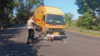 Dua Kendaraan Tabrakan di Tanjakan Baeud Sukabumi