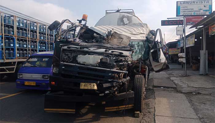 Truk Semen Sukabumi