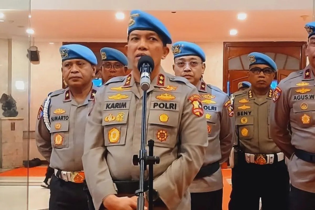 Kepala Divisi Propam Polri Irjen Polisi Abdul Karim berbicara di hadapan wartawan di Jakarta, Kamis (26/9/2024).