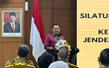 Ketua MPR RI Bambang Soesatyo saat berpidato dalam Silaturahmi Kebangsaan Pimpinan MPR RI bersama Keluarga Besar Presiden Kedua RI Jenderal Besar TNI (Purn) H. M. Soeharto di Kompleks Parlemen Senayan, Jakarta, Sabtu (28/9/2024). (Narda Margaretha Sinambela)