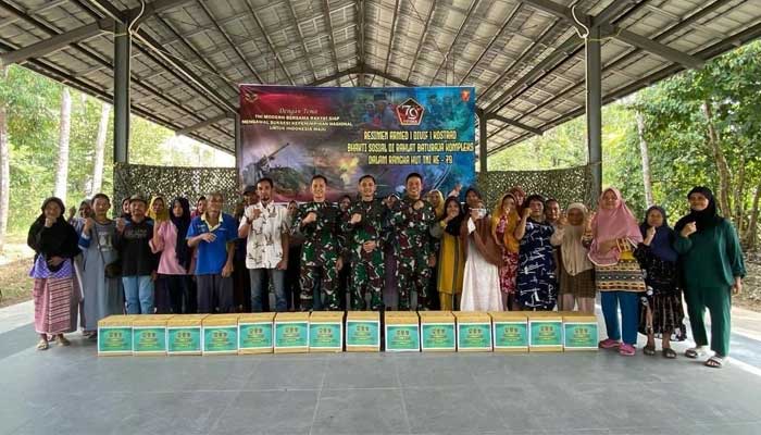 Yon Armed 13 Nanggala Bakti sosial