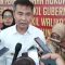 Pj Gubernur Jabar Bey Triadi Machmudin memberikan keterangan di Bandung, Jawa Barat. (Ricky Prayoga)