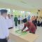 Kepala Kemenag Kota Sukabumi Samsul Puad saat melantik Kepala MAN 1 Kota Sukabumi Tatang M. Abdurahman, Selasa (29/10/2024).(FOTO : dok/radarsukabumi)