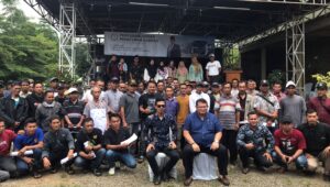 A Yamin Sosialisasikan Perda Desa Wisata di Gunung Endut Kalapanunggal