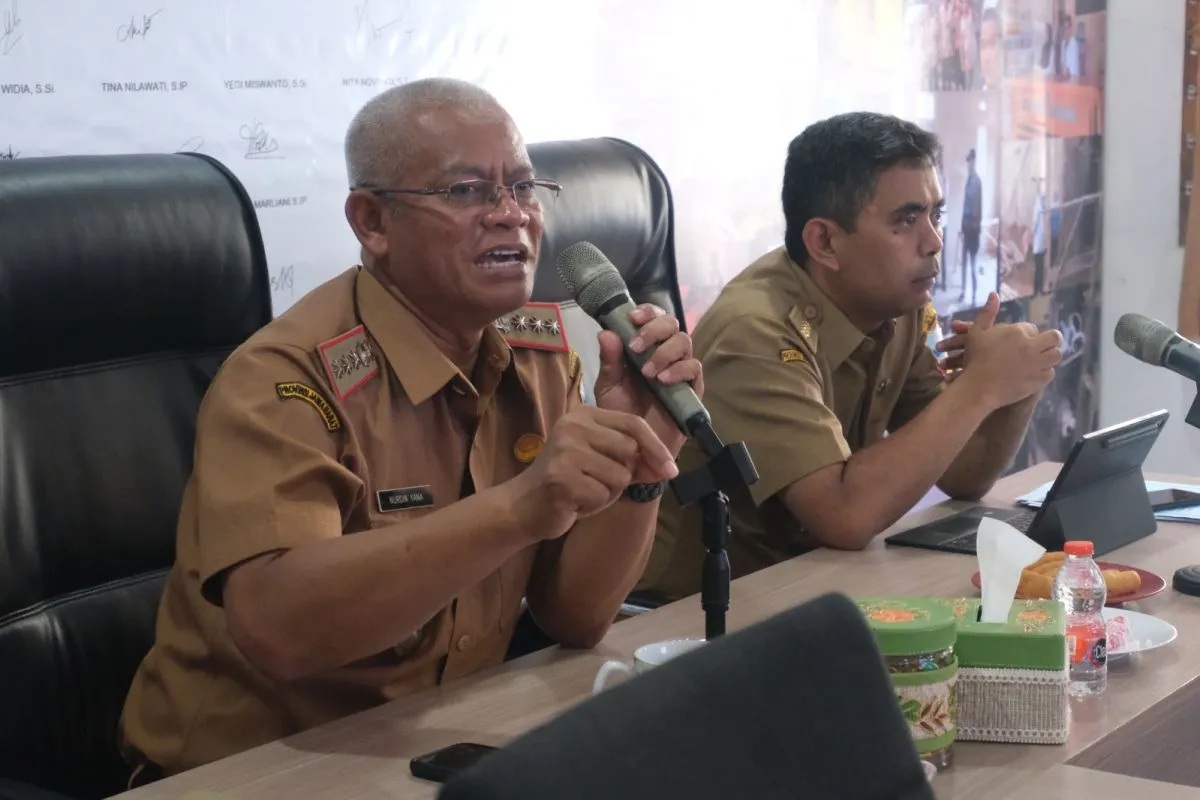 Sekretaris Daerah Pemerintah Kabupaten Garut Nurdin Yana menggelar persiapan seleksi PPPK untuk Tahun Anggaran 2024 di Aula Badan Kepegawaian dan Diklat (BKD) Kabupaten Garut, Jawa Barat, Senin (30/9/2024). (Diskominfo Garut)