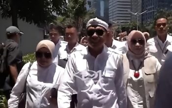 Anggota DPRD Provinsi Jawa Barat Fraksi Gerindra Lina Ruslinawati saat mendampingi Dedi Mulyadi