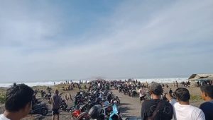 30 Pemancing di Tegalbuleud Terjebak usai Jembatan Terputus, 3 Hilang