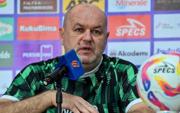 Pelatih Persib Bandung, Bojan Hodak/LIB