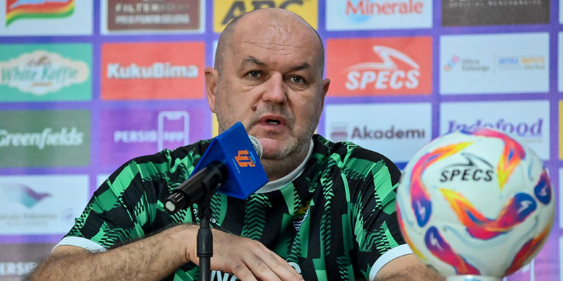 Pelatih Persib Bandung, Bojan Hodak/LIB