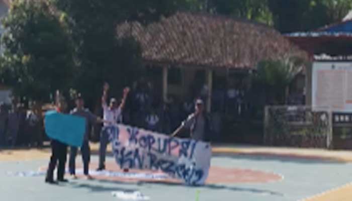 Aksi Siswa SMKN 1 Gunungguruh Sukabumi