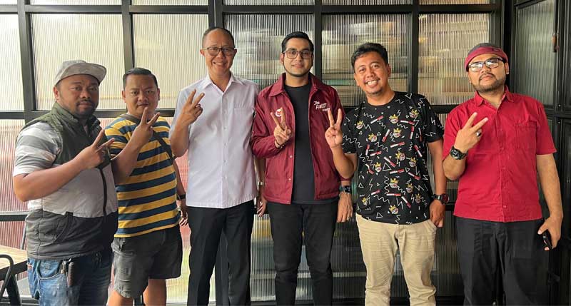 Ayeuna Pengemudi Online Sukabumi
