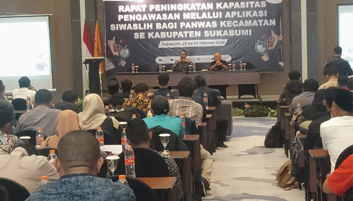 Bawaslu Kabupaten Sukabumi Gembleng Panwascam