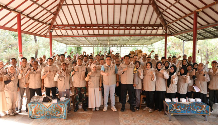 Capacity Building RT/RW Kelurahan Benteng