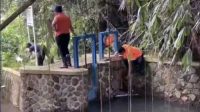 Rawat SDA, DPUTR Kota Sukabumi Gotong Royong Pelihara Bendungan