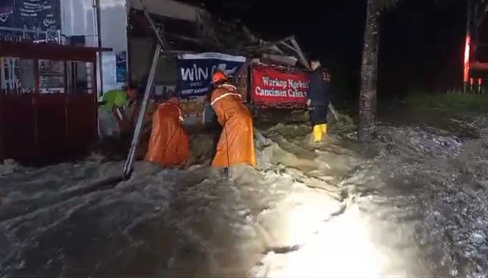 Jalur Lingsel Sukabumi Banjir
