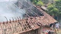 Rumah Warga Purabaya Sukabumi Hangus Terbakar, Diduga Dari Korslet Listrik
