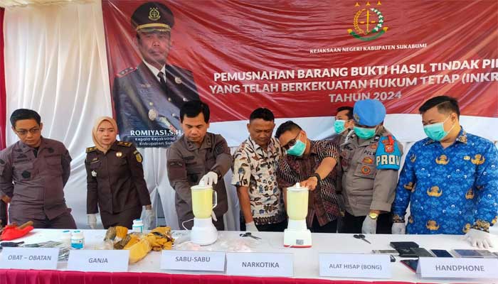 Kejari Kabupaten Sukabumi Musnahkan BB