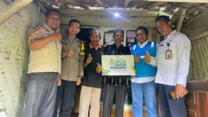 Jelang HLN ke 79 dan Sumpah Pemuda, PLN UP3 Sukabumi Lakukan Penyalaan LIstrik Gratis Melalui Program Light Up The Dream