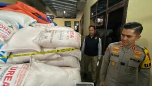 Polres Garut Temukan 25 Ton Pupuk Subsidi yang Ditimbun