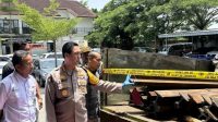 Polda Jabar Tangkap 3 Pencuri Besi Rel Kereta Api
