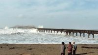 Update 3 Nelayan Tegalbuleud Sukabumi Hilang Diterjang ombak