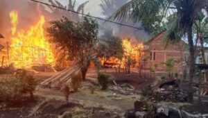 Konflik Antardesa, 49 Rumah di Flores Timur Terbakar, 1 Meninggal