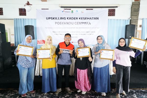 LAWAN STUNTING: Pertamina Patra Niaga Regional JBB melalui Fuel Terminal Cikampek gelar Upskilling Kader Kesehatan Posyandu Cempaka dan Posyandu Remaja Resep di Purwakarta Pada hari Sabtu (5/9). (ist)