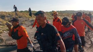 Satu Nelayan Sukabumi yang Hilang Diterjang Ombak Tegalbuleud Ditemukan