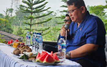 Anggota Komisi I DPRD Provinsi Jawa Barat A Yamin S.I.P saat menyampaikan Sosialisasi Peraturan Daerah (Perda)  Nomor 2 Tahun 2022 tentang desa wisata di Desa Gunung Endut