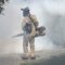 FOGGING: Personel Dinas Kesehatan Kota Sukabumi saat melakukan fogging di wilayah kerjanya, belum lama ini. (FT: IST)