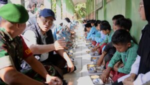 Menkop Budi Arie Datangi Sukabumi, Lihat Langsung Lokasi Uji Coba Program Makan Gratis 
