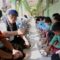 Menkop Budi Arie Setiadi saat berkunjung ke sekolah di kecamatan Warungkiara, Kabupaten Sukabumi.(FOTO : UNTUK/ RADARSUKABUMI)