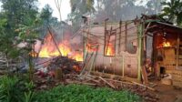 Dilalap Si Jago Merah, Rumah Ani di Cikembar Sukabumi Nyaris Rata Dengan Tanah