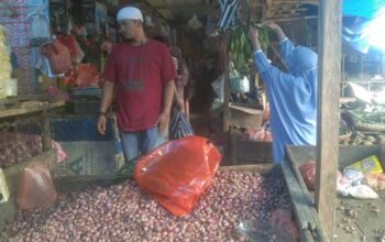 Pedagang Bawang Merah Sukabumi