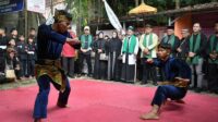Pj Wali Kota Sukabumi Acungan Jempol, Permainan Tradisional Boles Pencak Silat Day Al-Fath