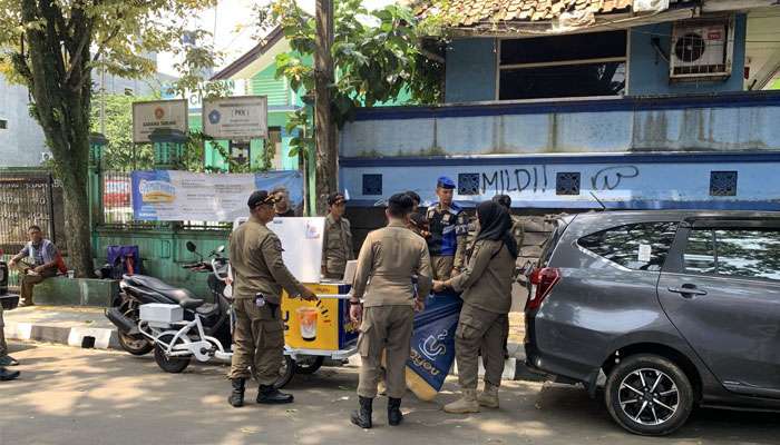 Satpol PP Kota Sukabumi Tertibkan 36 PKL Nakal