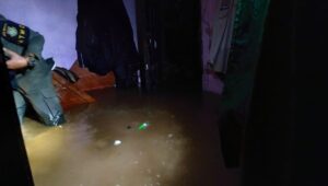 Puluhan Rumah di Jalan Kabandungan Kota Sukabumi Terendam Banjir