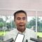 Pj Gubernur Jabar Bey Triadi Machmudin memberikan keterangan di Gedung Pakuan Bandung, Kamis (28/11/2024). (Ricky Prayoga)