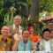 Calon gubernur DKI Jakarta nomor urut 1, Ridwan Kamil yang didampingi cawagubnya, Suswono saat memberikan keterangan pers di Hotel Sultan Jakarta, Rabu petang (27/11/2024). (Syaiful Hakim)